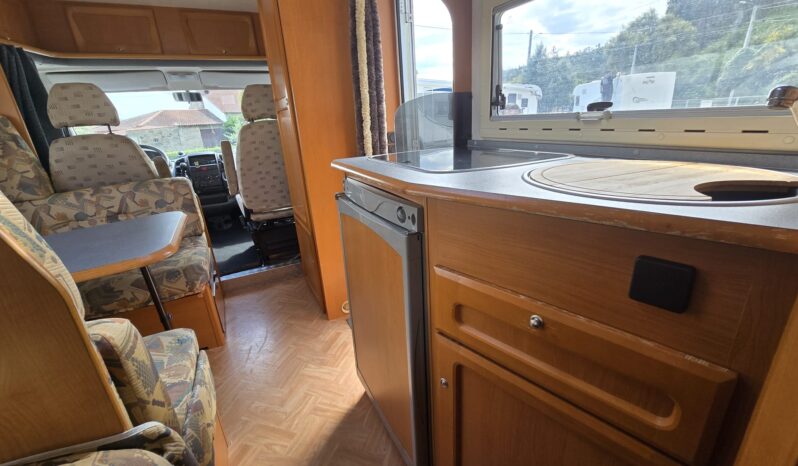 Adria Mobil Adriatik 2002 completo
