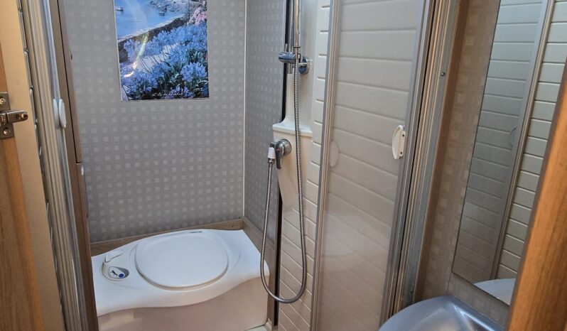 Burstner FT de 2009 completo