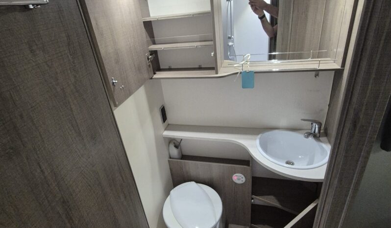Bavaria T746 Style de 2015 completo