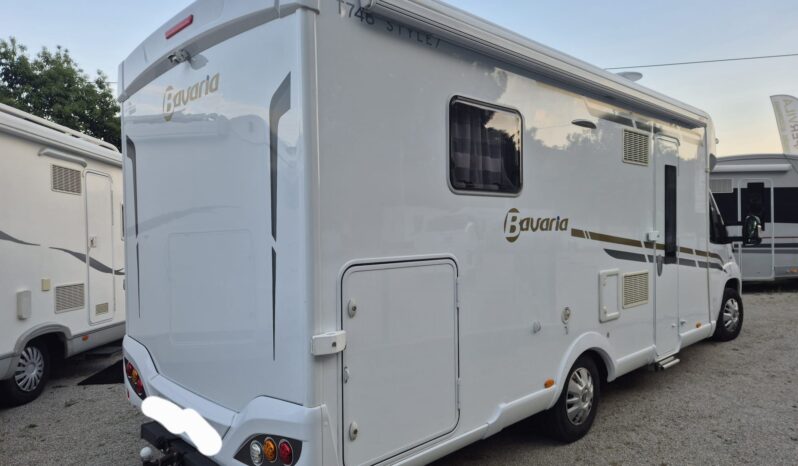Bavaria T746 Style de 2015 completo
