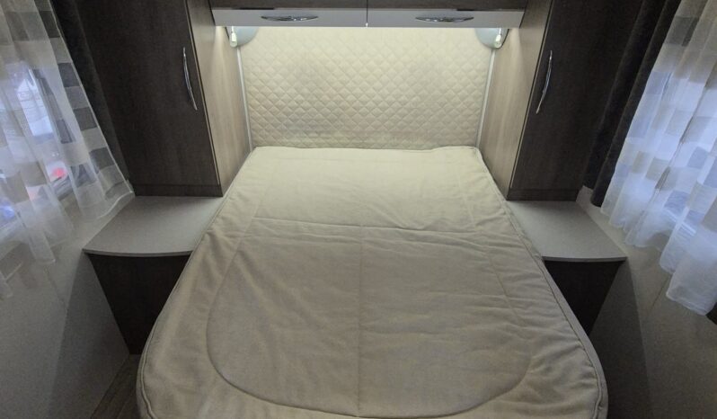 Bavaria T746 Style de 2015 completo