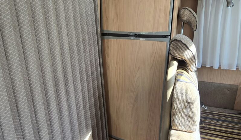 Burstner Solano T700 de 2007 completo